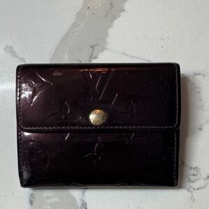 Louis Vuitton Ludlow Vernis Patent Monogram Wallet Amarante